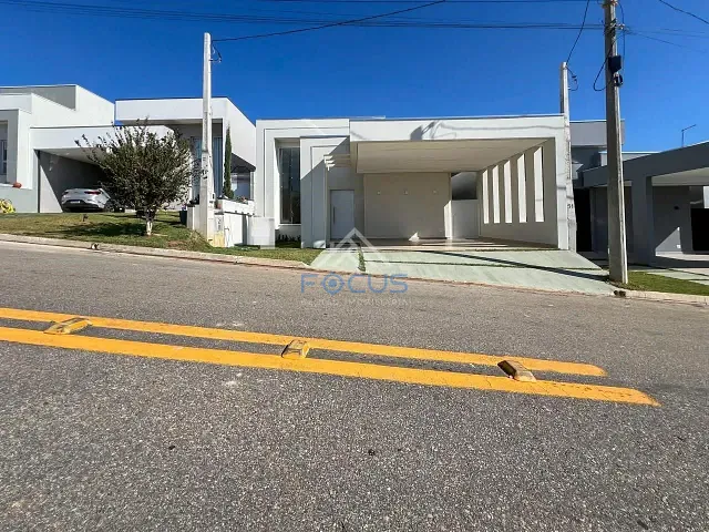 Casa com 250m² 3 quartos e 3 banheiros, à venda, no bairro Distrito Jacaré em Itupeva