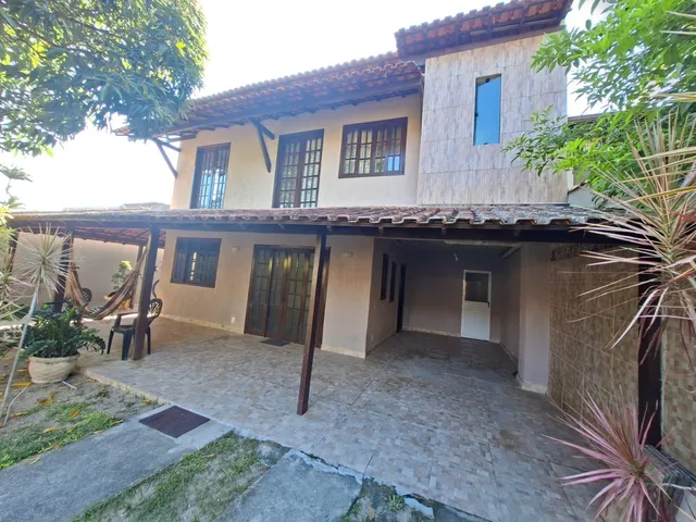 Casa 4 quartos e 4 banheiros, à venda, no bairro Itaipu em Niterói