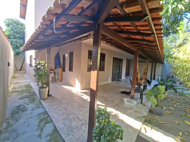 Casa 4 quartos e 4 banheiros, à venda, no bairro Itaipu em Niterói