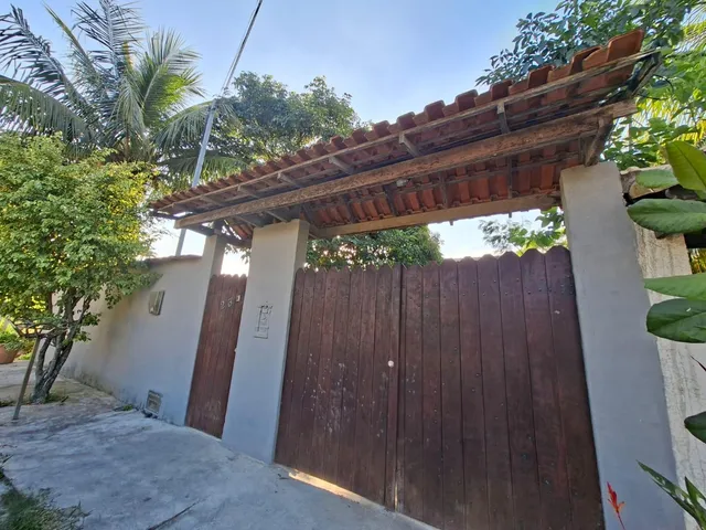 Casa 4 quartos e 4 banheiros, à venda, no bairro Itaipu em Niterói