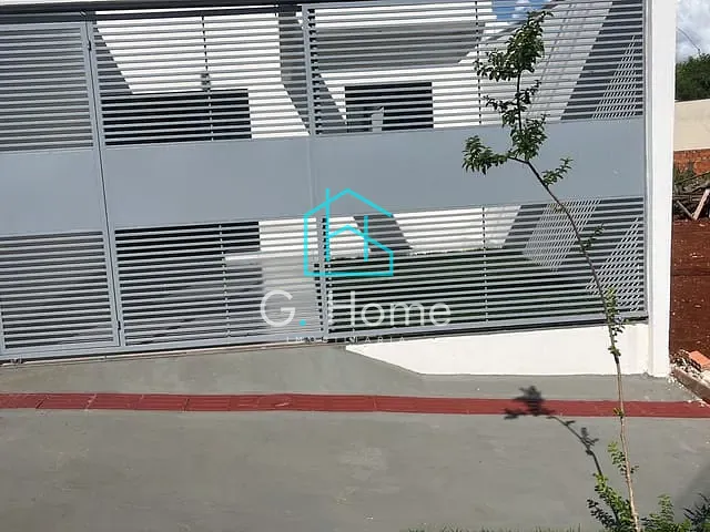 Casa com 150m² 3 quartos e 2 banheiros, à venda, no bairro Columbia em Londrina