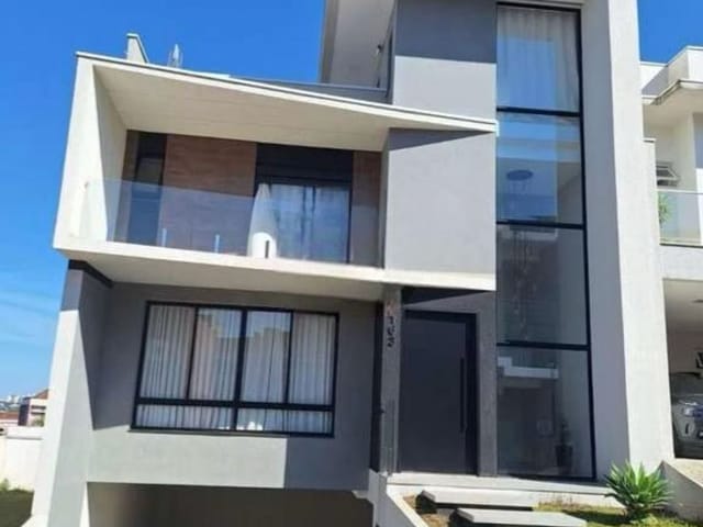 Casa com 284m² 4 quartos e 5 banheiros, à venda, no bairro Bairro Alto em Curitiba
