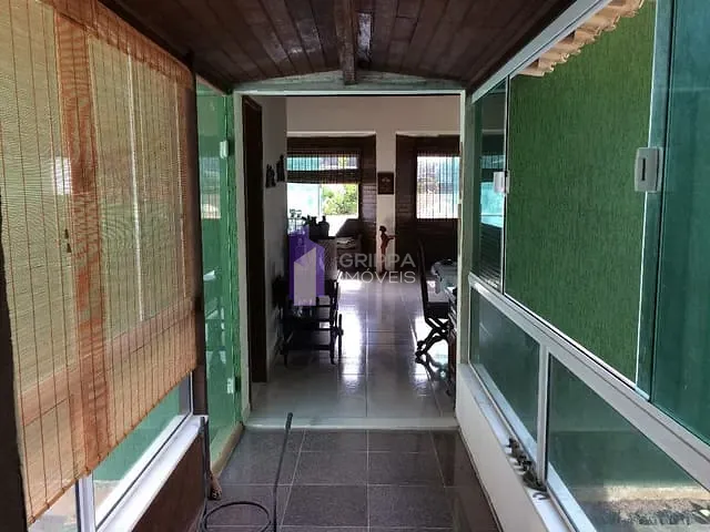 Casa com 320m² 2 quartos e 1 banheiro, à venda, no bairro Várzea das Moças em São Gonçalo