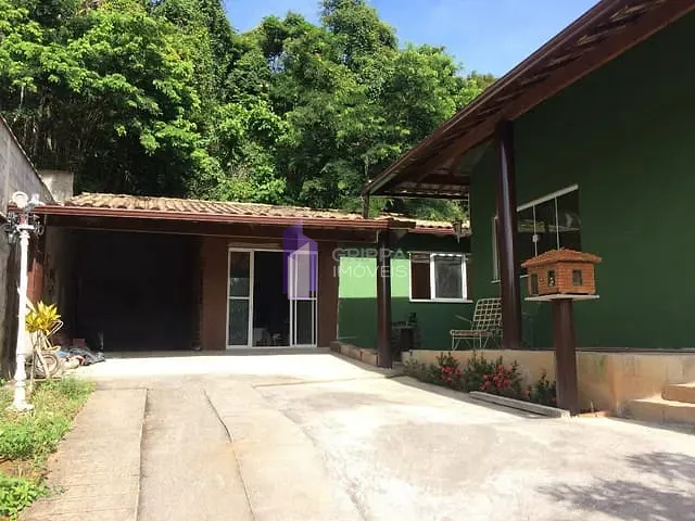 Casa com 320m² 2 quartos e 1 banheiro, à venda, no bairro Várzea das Moças em São Gonçalo