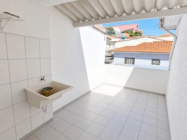 Casa 2 quartos e 1 banheiro, para alugar, no bairro Vila Gustavo em São Paulo