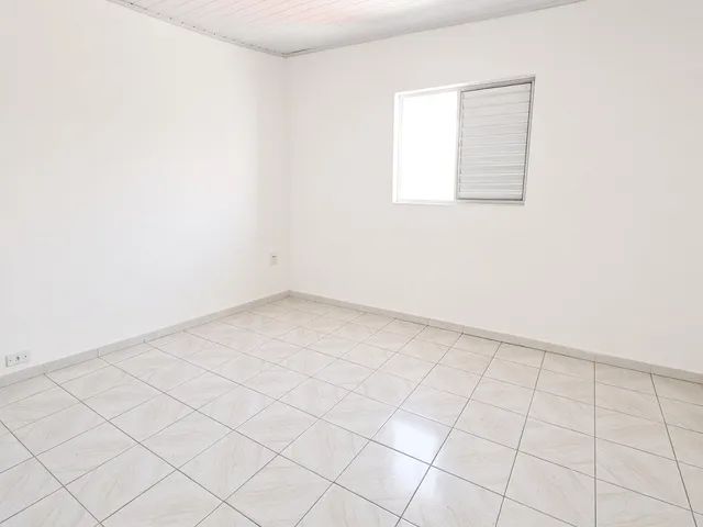 Casa 2 quartos e 1 banheiro, para alugar, no bairro Vila Gustavo em São Paulo