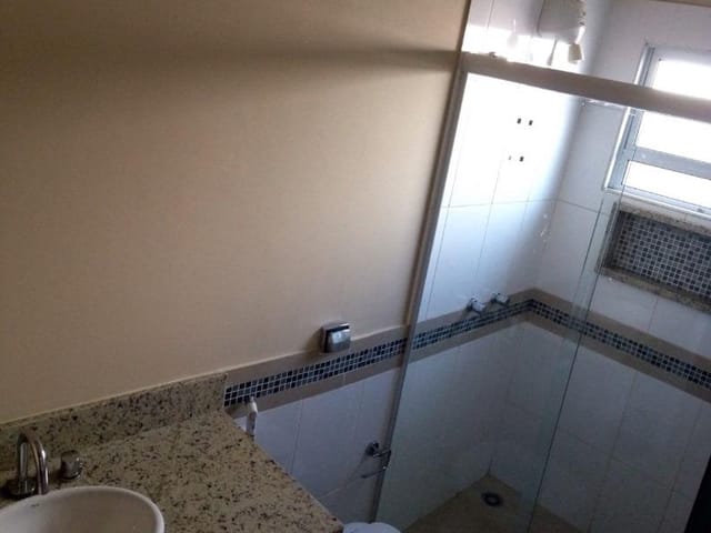 Casa com 300m² 4 quartos e 5 banheiros, à venda, no bairro Esperança em Londrina