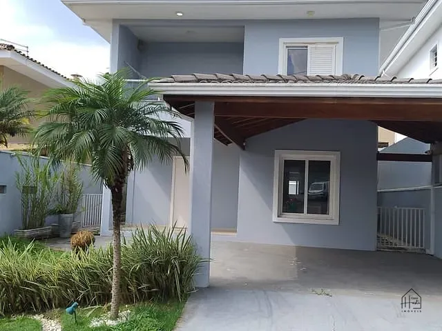 Casa com 250m² 3 quartos e 4 banheiros, à venda, no bairro Parque das Rosas em Cotia