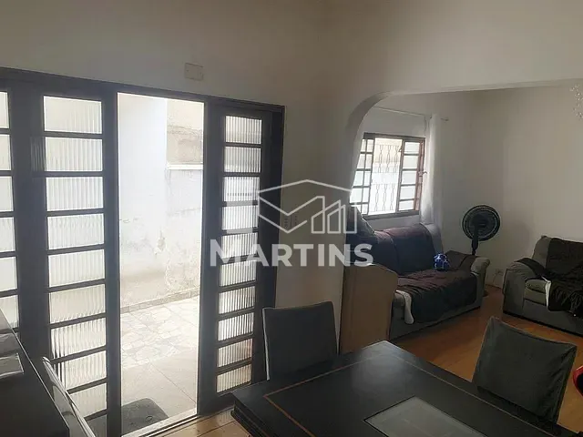 Casa com 320m² 2 quartos e 2 banheiros, à venda, no bairro Jardim Vale das Virtudes em São Paulo
