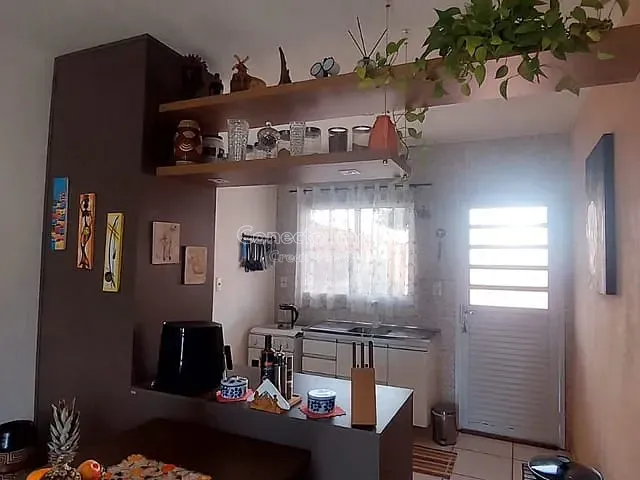 Casa com 146m² 2 quartos e 1 banheiro, à venda, no bairro Condomínio Vila das Tulipas em Holambra