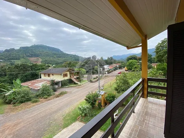 Casa com 139m² 3 quartos e 2 banheiros, à venda, no bairro Centro em Imigrante