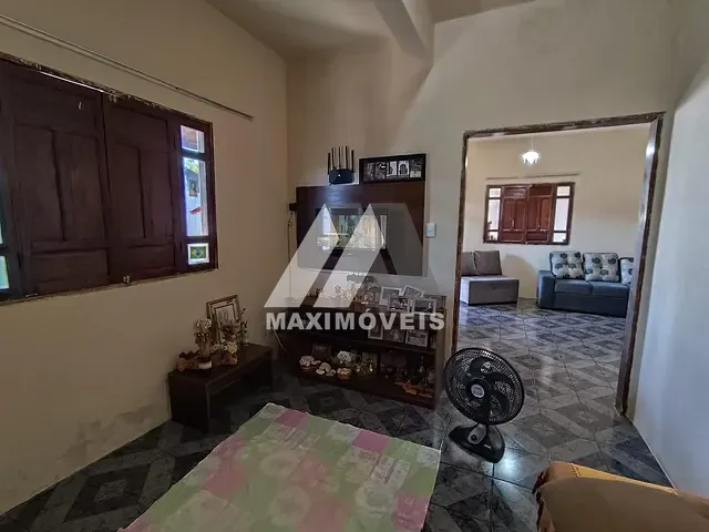 Casa com 264m² 3 quartos e 2 banheiros, à venda, no bairro Vera Cruz em Araçuaí