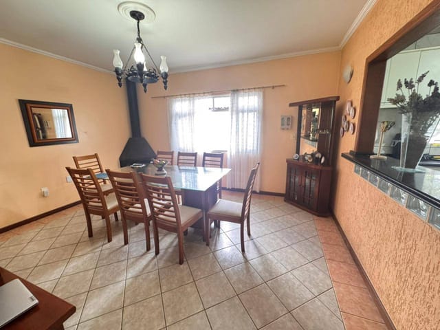 Casa 4 quartos e 5 banheiros, à venda, no bairro Ingleses do Rio Vermelho em Florianópolis