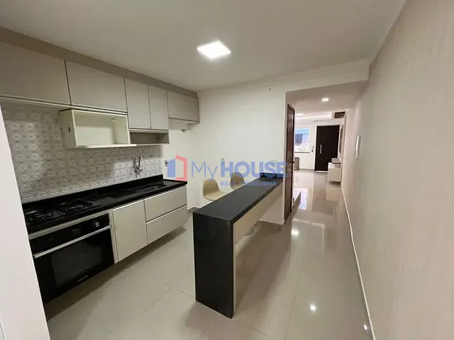 Casa com 67m² 2 quartos e 2 banheiros, para alugar, no bairro Jardim Savóia em Ilhéus
