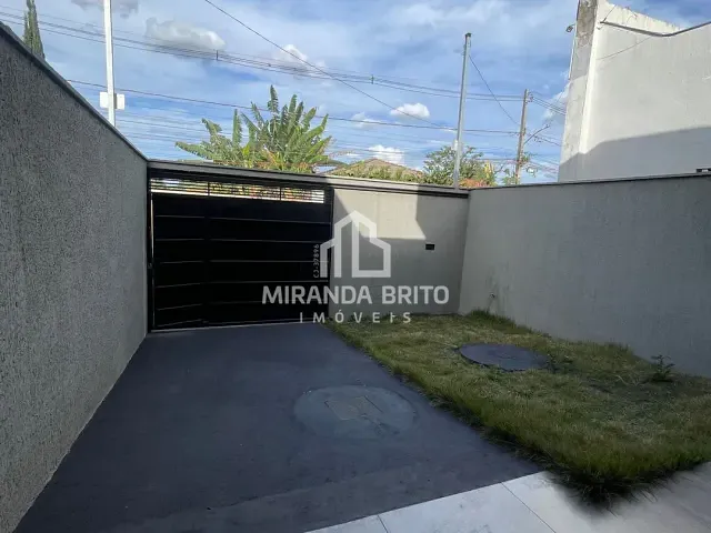 Casa 3 quartos e 2 banheiros, à venda, no bairro Jardim Tropical em Aparecida de Goiânia
