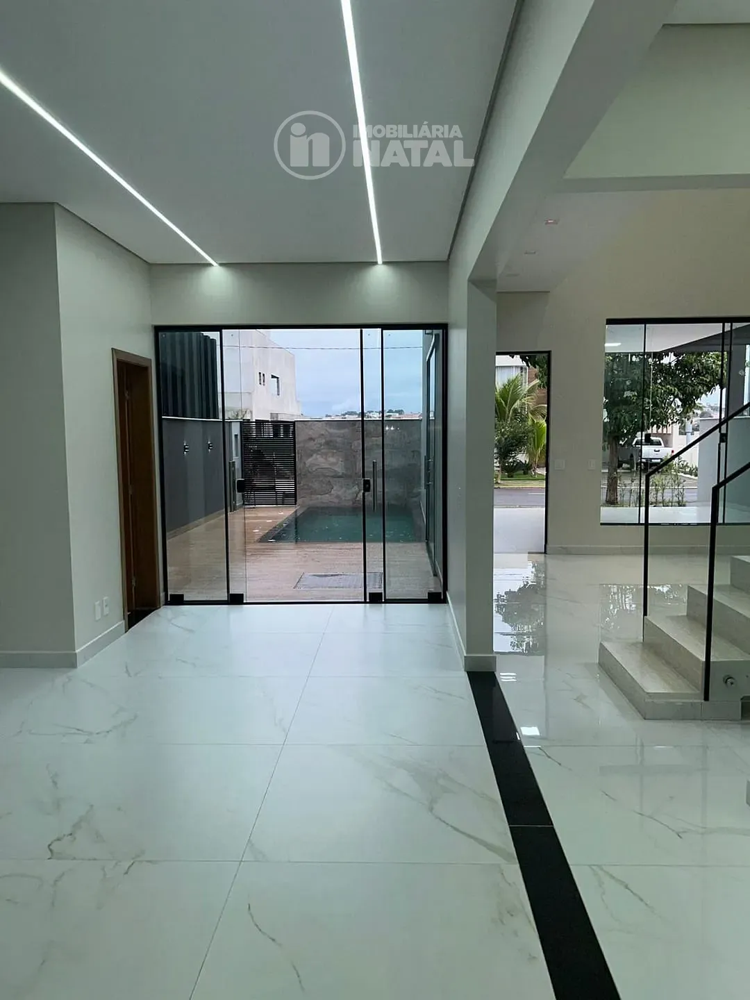 Casa, 3 quartos, 230 m² - Foto 3