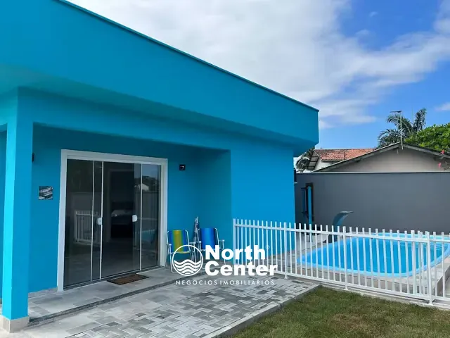 Casa 2 quartos e 1 banheiro, para alugar, no bairro Salinas em Balneário Barra do Sul