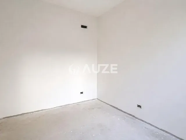 Casa 3 quartos e 2 banheiros, à venda, no bairro Fazendinha em Curitiba