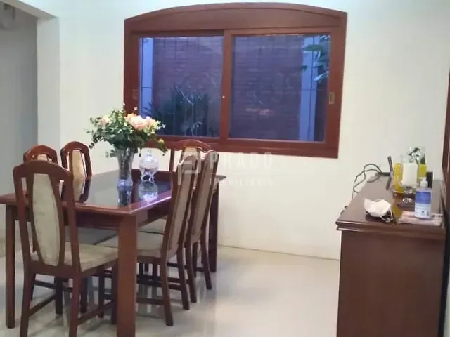 Casa com 463m² 4 quartos e 3 banheiros, à venda, no bairro Areal em Pelotas