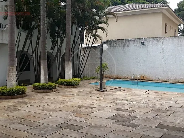 Casa com 793m² 5 quartos e 7 banheiros, à venda ou para alugar, no bairro Interlagos em São Paulo