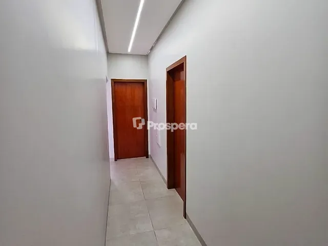 Casa com 300m² 3 quartos e 4 banheiros, à venda, no bairro Jardim Primavera 1ª Etapa em Anápolis