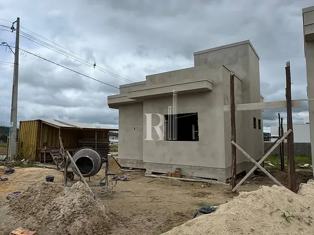 Casa 2 quartos e 2 banheiros, à venda, no bairro Areião em Canelinha