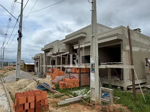Casa 2 quartos e 2 banheiros, à venda, no bairro Areião em Canelinha