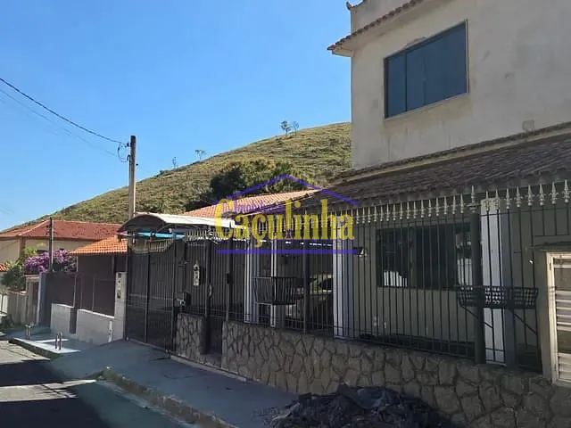 Casa com 70m², para alugar, no bairro Nossa Senhora de Santana em Barra do Piraí