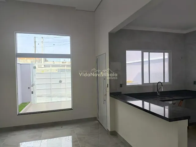 Casa com 175m² 3 quartos e 3 banheiros, à venda, no bairro Nova Cerejeira em Atibaia