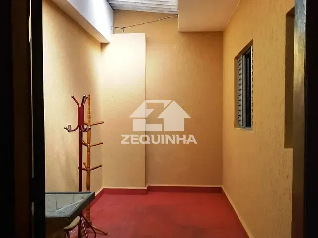 Casa com 250m² 2 quartos e 1 banheiro, à venda, no bairro Vila Yolanda em Osasco