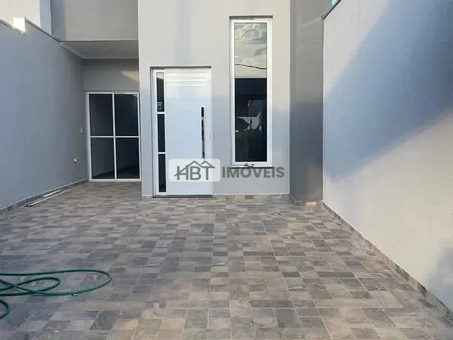 Casa 2 quartos e 2 banheiros, à venda, no bairro Jardim Jacyra em Bauru