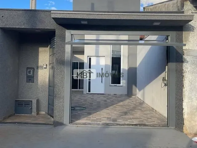 Casa 2 quartos e 2 banheiros, à venda, no bairro Jardim Jacyra em Bauru