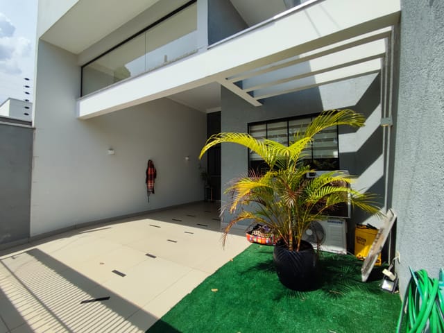 Foto do Casa - Seu novo lar no Jd Novo Oásis: 108m², suíte + 2 quartos, gourmet e energia solar | Benites & Gonzaga Imóveis