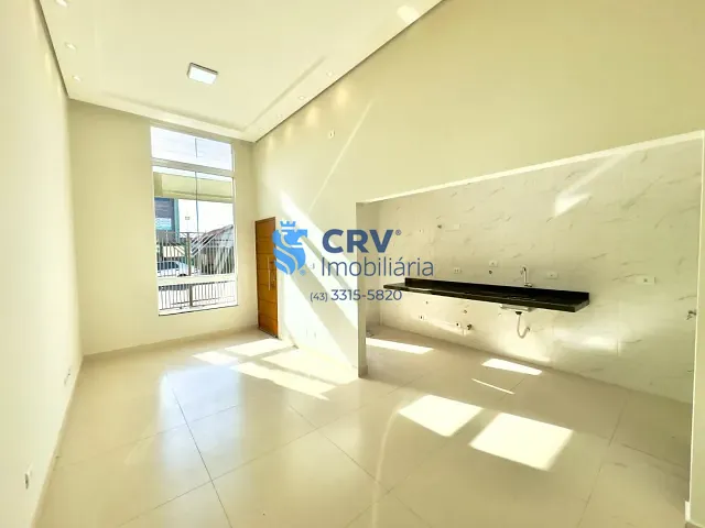 Casa com 125m² 3 quartos e 2 banheiros, à venda, no bairro Operária em Londrina