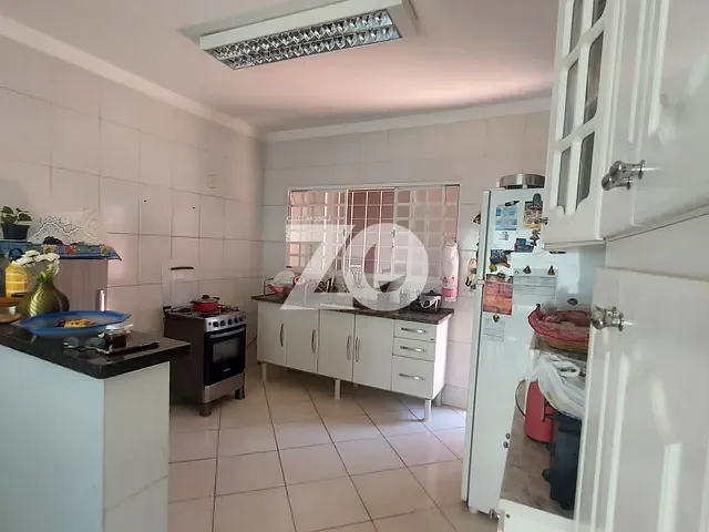 Casa com 210m² 4 quartos e 3 banheiros, à venda, no bairro Jardim Terra Branca em Bauru