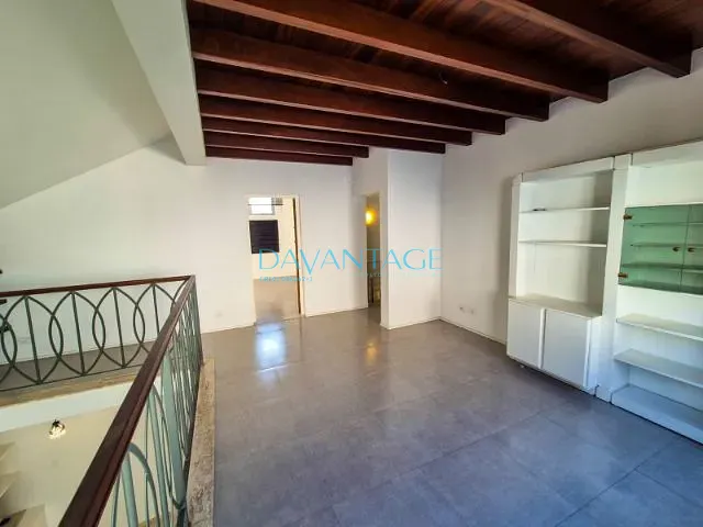 Casa com 800m² 4 quartos e 7 banheiros, à venda ou para alugar, no bairro Lapa em São Paulo