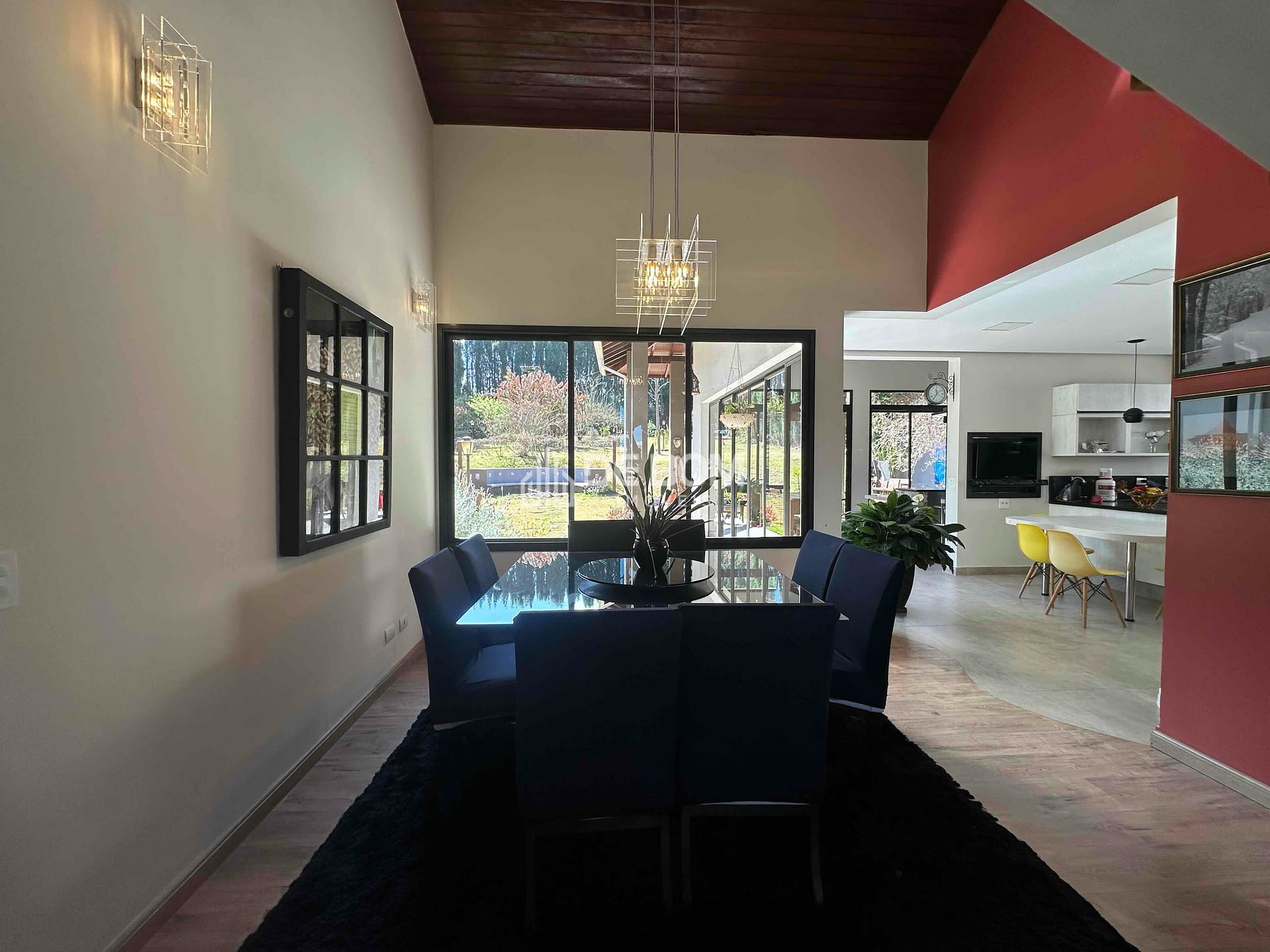 Casa à venda com 3 quartos, 2400m² - Foto 7