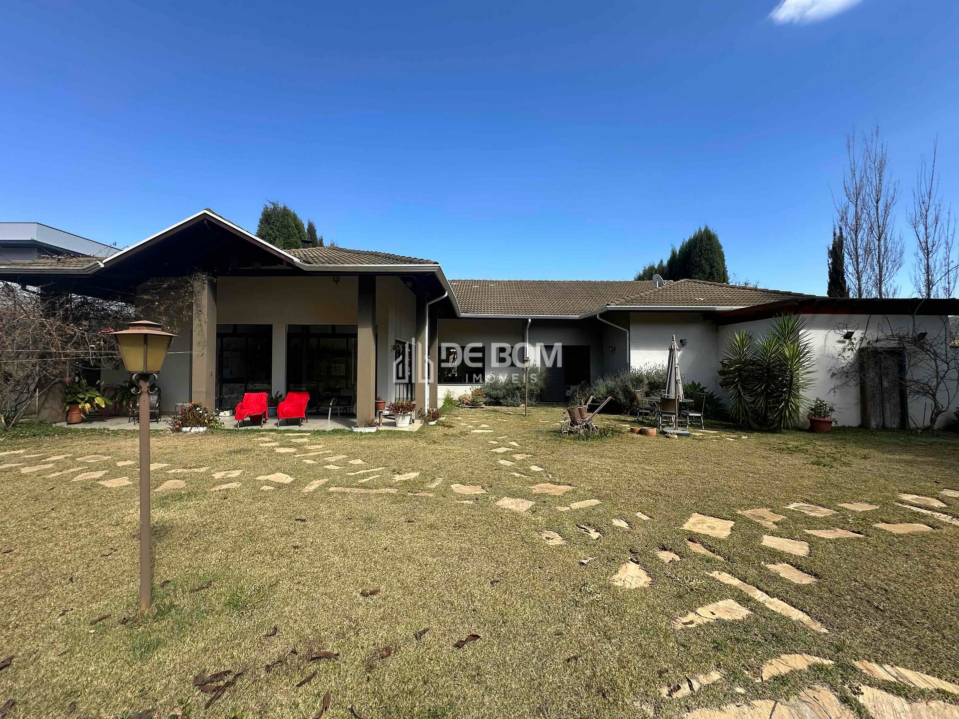 Casa à venda com 3 quartos, 2400m² - Foto 4