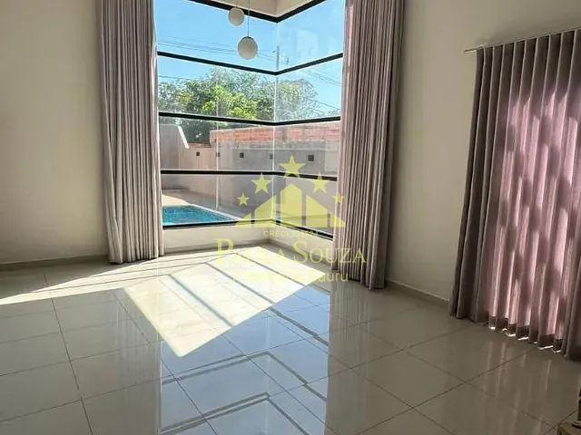 Casa com 360m² 3 quartos e 4 banheiros, para alugar, no bairro Quinta Ranieri em Bauru
