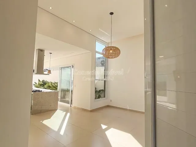 Casa com 400m² 3 quartos e 4 banheiros, à venda, no bairro Residencial Portal do Sol em Holambra