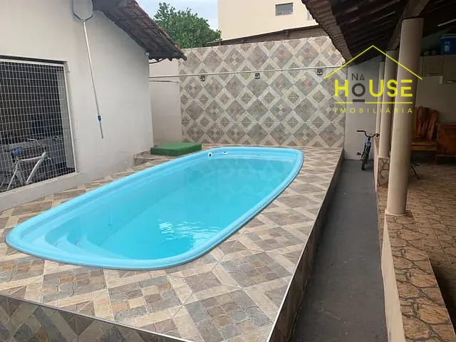 Casa 4 quartos e 2 banheiros, à venda, no bairro Jardim Marim em Votuporanga
