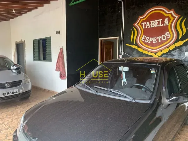 Casa 4 quartos e 2 banheiros, à venda, no bairro Jardim Marim em Votuporanga