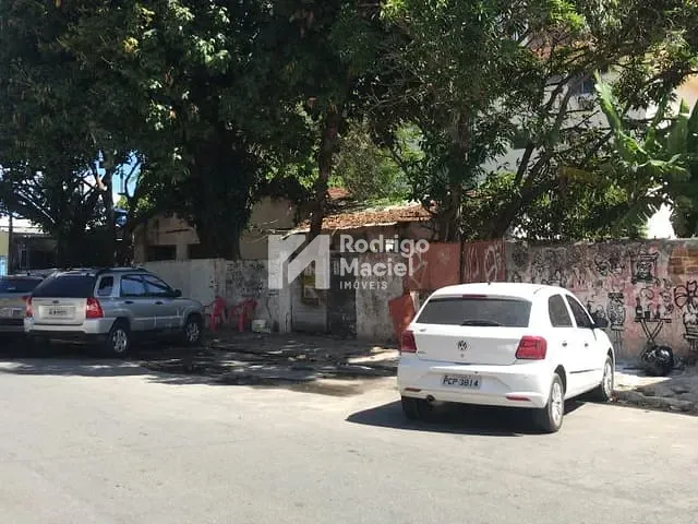 Casa com 427m² 4 quartos e 2 banheiros, à venda, no bairro Casa Caiada em Olinda