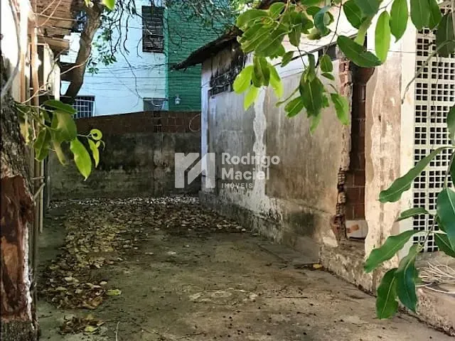 Casa com 427m² 4 quartos e 2 banheiros, à venda, no bairro Casa Caiada em Olinda
