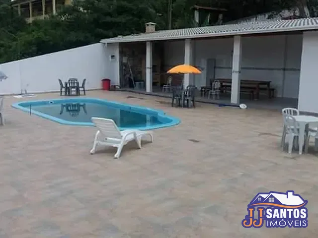 Casa com 800m² 3 quartos e 6 banheiros, à venda, no bairro Aralu II em Santa Isabel