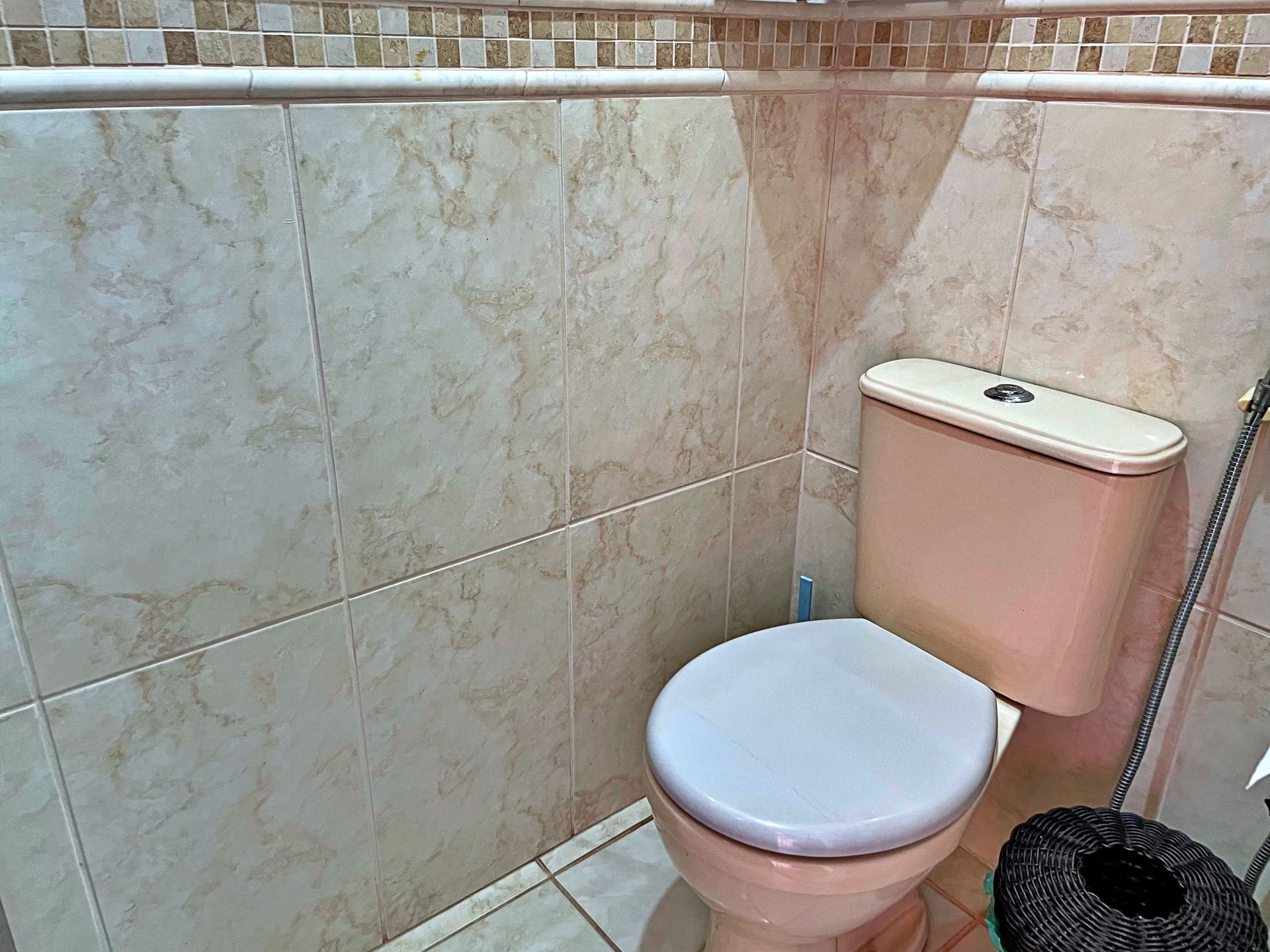 Casa de alto padrão à venda com 4 quartos e suíte master no Bairro Trevo em Belo Horizonte/MG