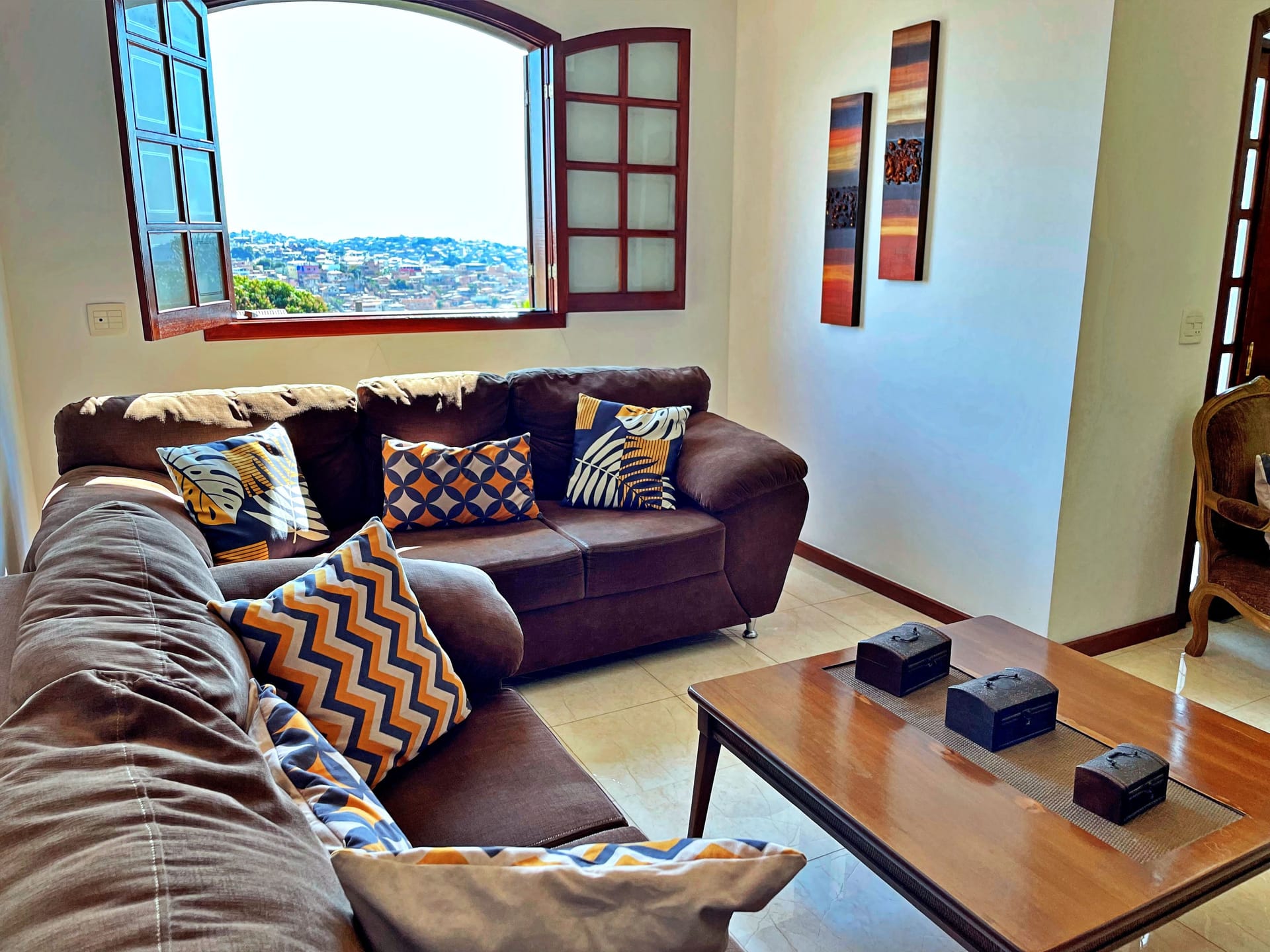 Casa de alto padrão à venda com 4 quartos e suíte master no Bairro Trevo em Belo Horizonte/MG