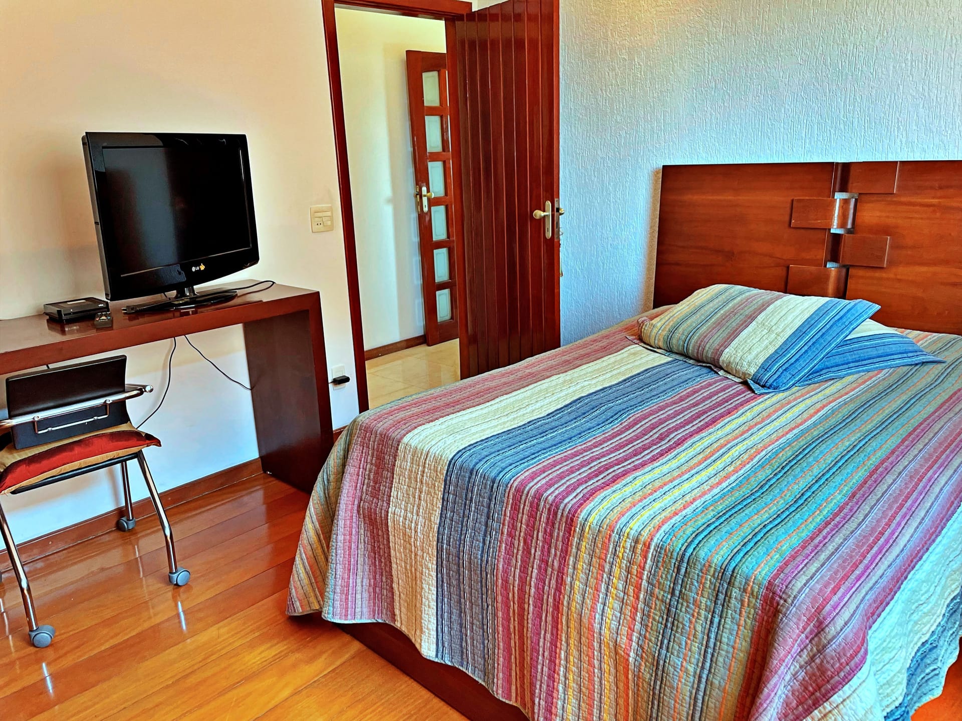 Casa de alto padrão à venda com 4 quartos e suíte master no Bairro Trevo em Belo Horizonte/MG