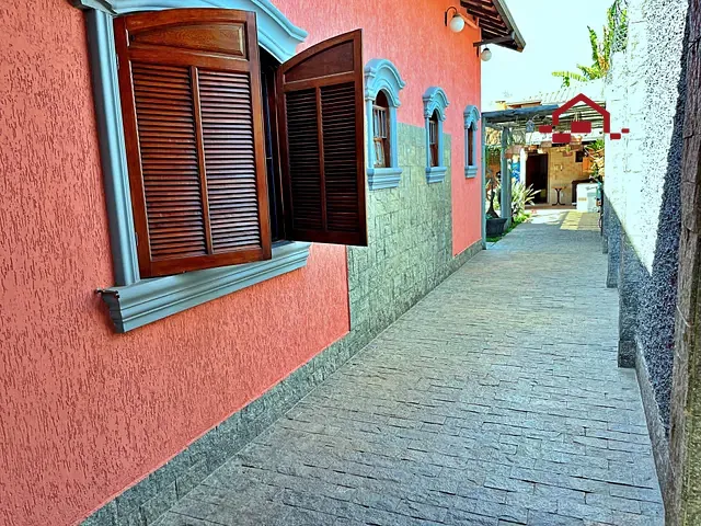 Casa 4 quartos e 3 banheiros, à venda, no bairro Trevo em Belo Horizonte