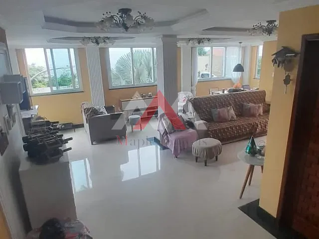 Casa com 500m² 6 quartos e 6 banheiros, à venda ou para alugar, no bairro Piratininga em Niterói